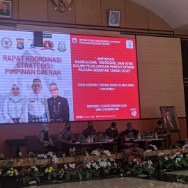 Kesbangpol Sulbar Menggelar Rapat Koordinasi Strategis Pimpinan Daerah Mengantisipasi Radikalisme, Terorisme dan ATHG Menjelang Pungut Hitung Pilkada Serentak 2020