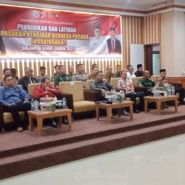 Dispora & Kesbangpol Sulbar gelar Diklat Paskibraka 2023