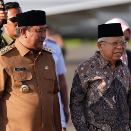 Wakil Presiden RI Tiba di Sulbar, Pj Gubernur Sulbar, Bahtiar Baharuddin Sambut Ma’ruf Amin dan Istri