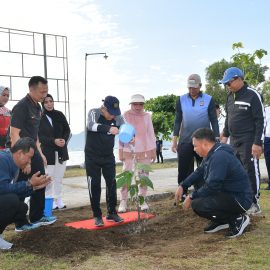 Wapres Ma’ruf Amin Sebut Bahtiar Gubernur Sukun dan Pisang