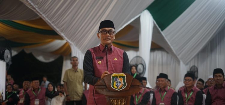 Tampil Memukau pada Pembukaan MTQ Sulbar, Juara Qori Nasional Miftah Dapat Beasiswa dari PJ Gubernur Zudan