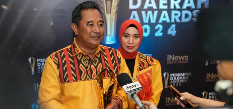 Peduli Lingkungan dan Wujudkan Daulat Pangan, Pj Bahtiar Terima Penghargaan Pemimpin Daerah Award  2024