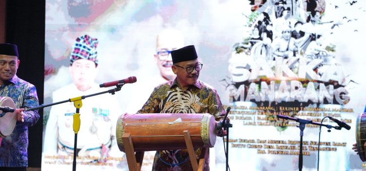 Plt. Kepala Badan Kesbangpol Hadiri Pembukaan Pekan Budaya Daerah (PKD) Sakka Manarang di Taman Budaya dan Museum Sulbar, Polman. Plt. Kepala Badan Kesbangpol Hadiri Pembukaan Pekan Budaya Daerah (PKD) Sakka Manarang di Taman Budaya dan Museum Sulbar, Polman.